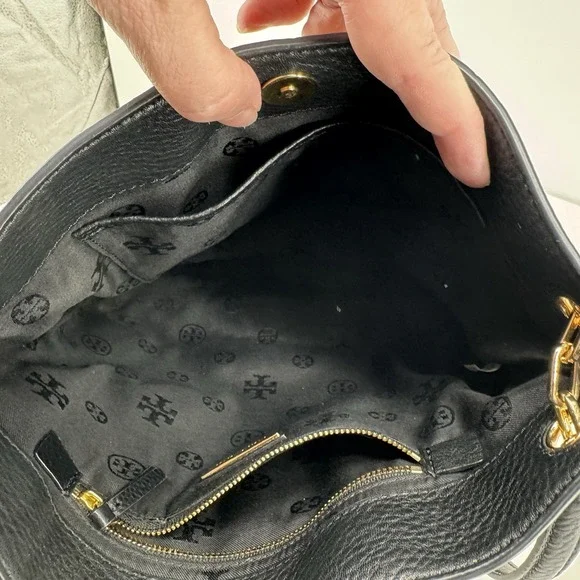 Tory Burch Black Pebbled Leather Tote Gold Chain Strap Shoulder Bag Classic Chic - Picture 9 of 14